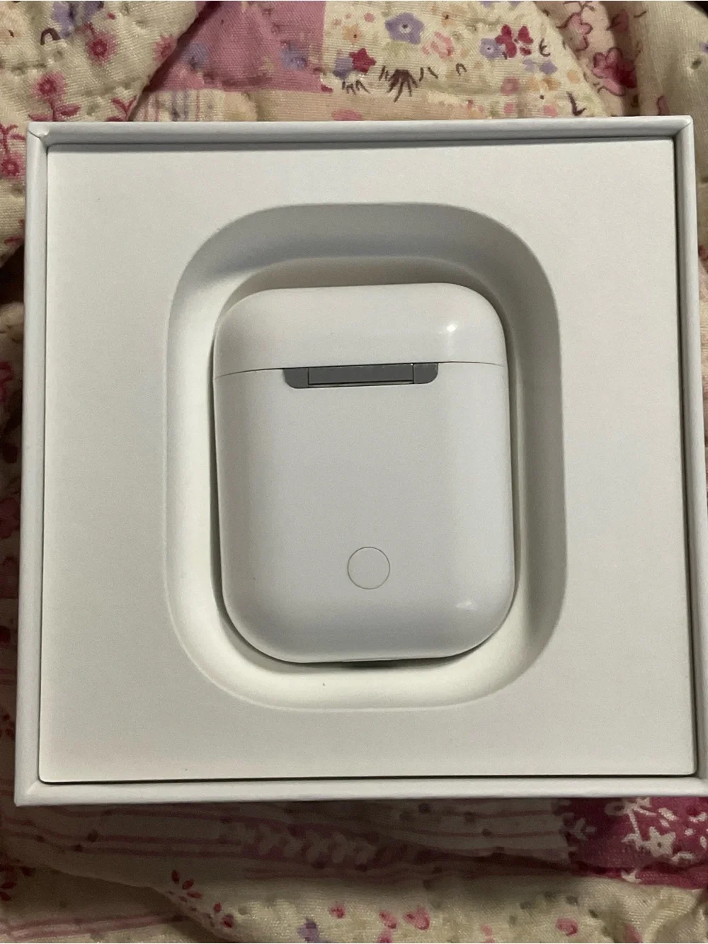 Apple comes airpods